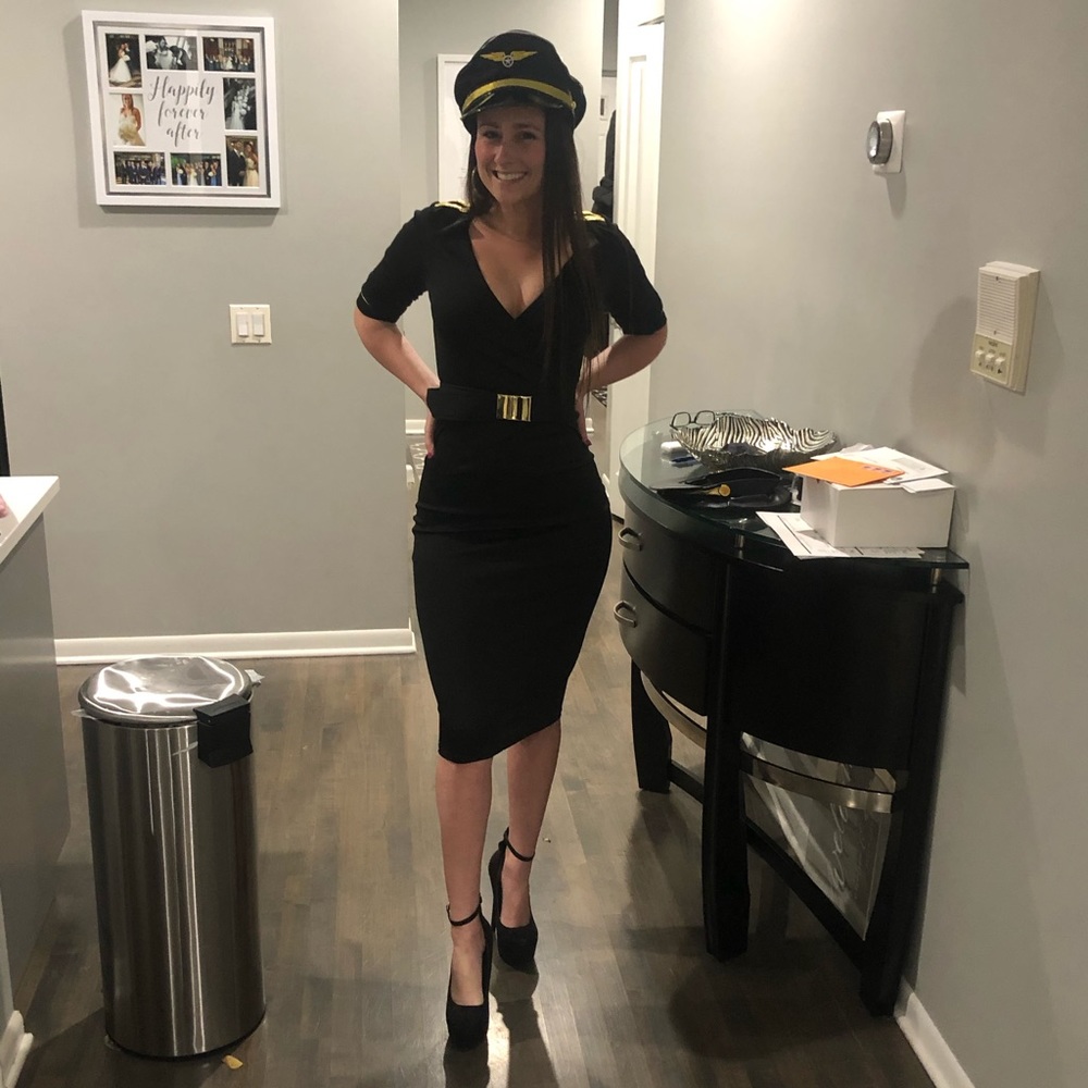 Flight captain Halloween costume- NWT
